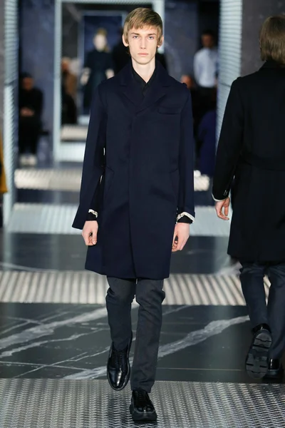Look 31